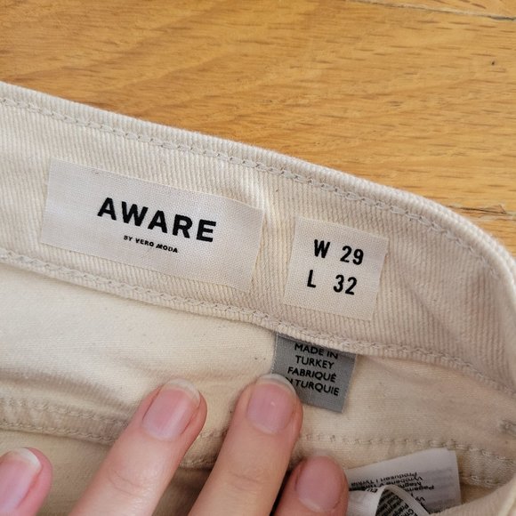 White raw jeans - Picture 10 of 11